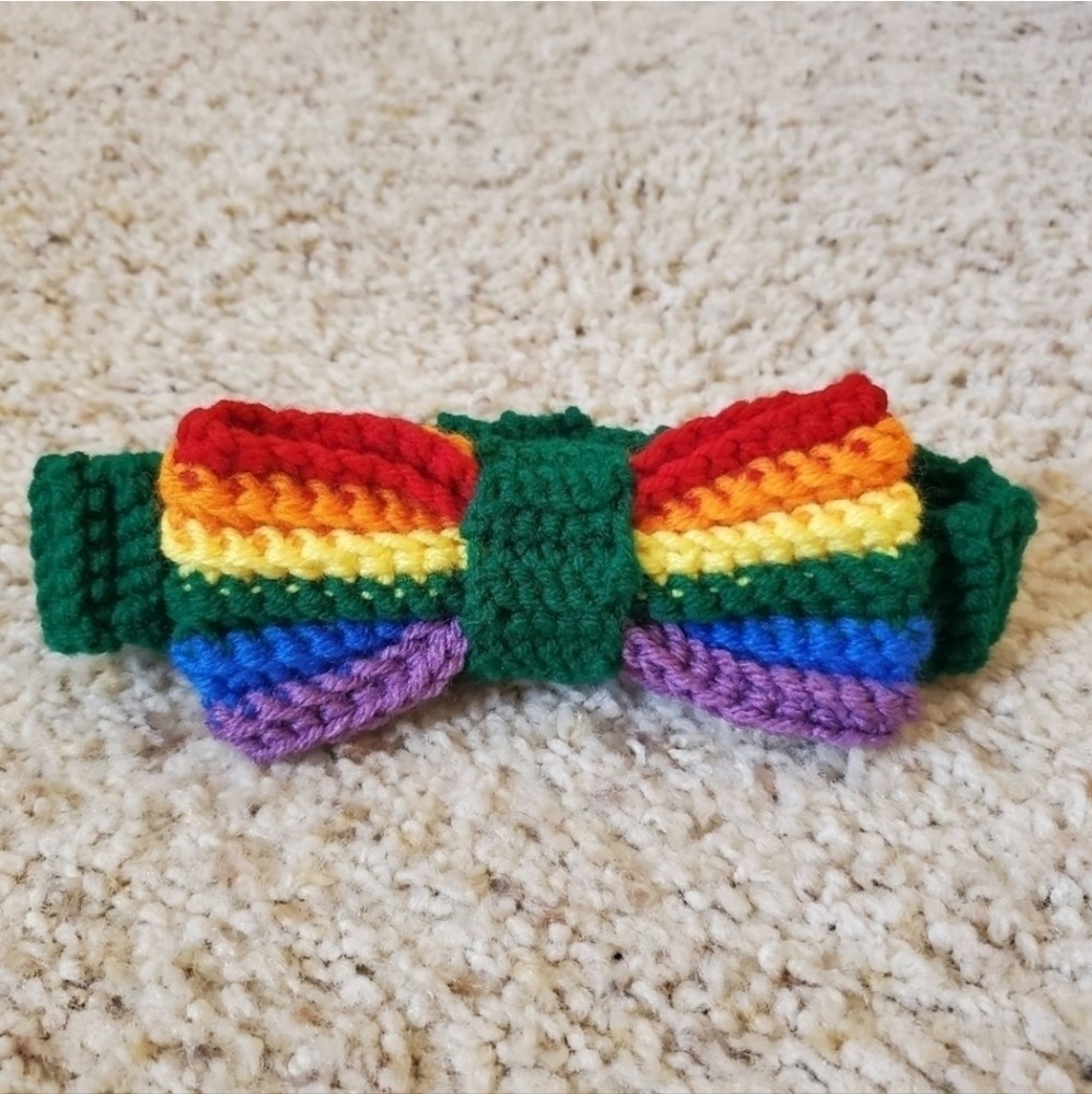 Rainbow bow tie Crochet. Hand made by me